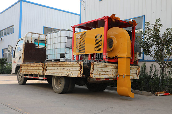 公路清掃用車載式吹風機，速（sù）度快，不費力